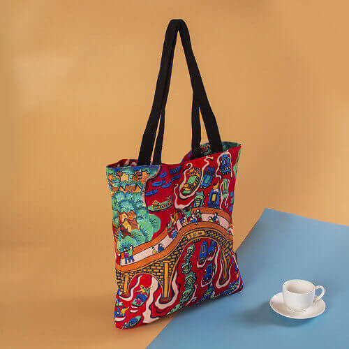 canvas tote with zipper